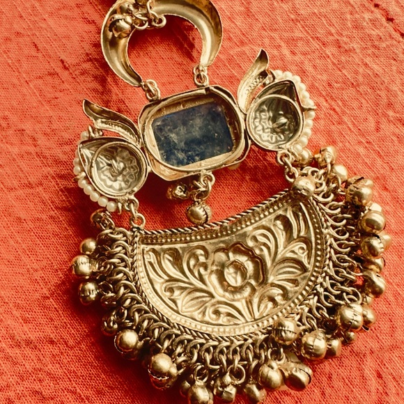 Elegant Silver and Blue statement Dangle Earrings with doublet stone 5” long - Picture 11 of 11